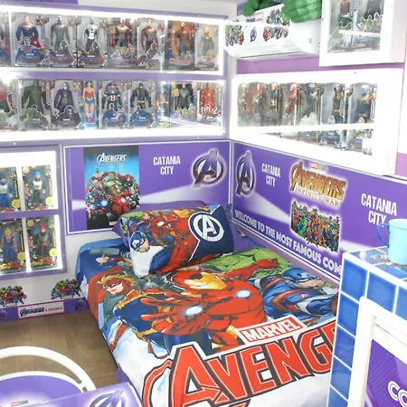 Avengers & Friends Airport *